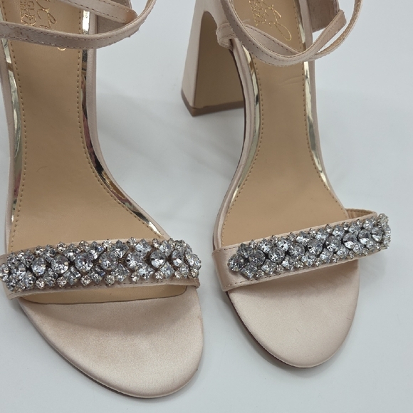 Elegant Champagne Ankle Strap Jewel Badgley Mischka Heels with Rhinestones NEW - Picture 4 of 16